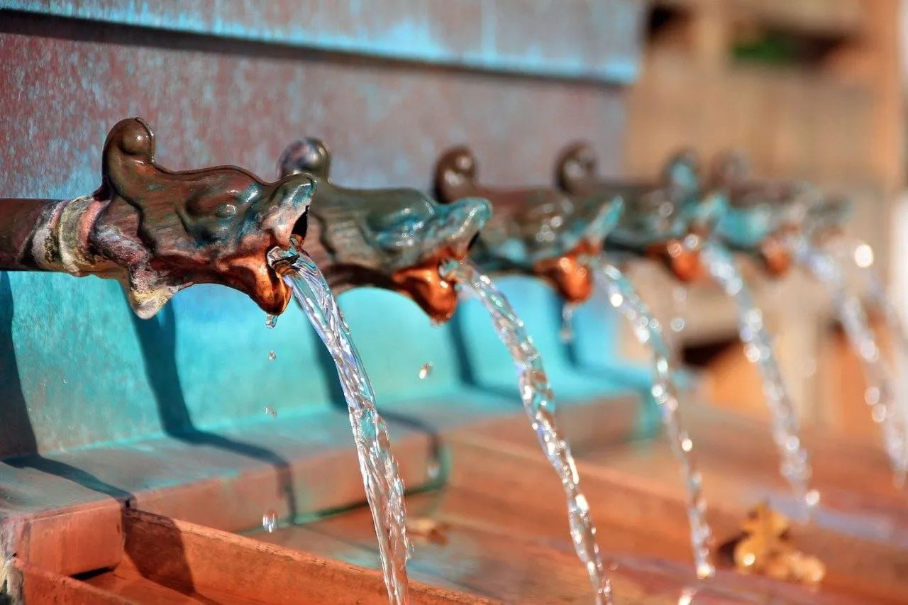Фильтр от ржавой воды | Очистка водопровода от ржавчины из скважины